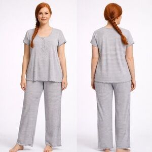 Laura Ashley NWT Pajama Set Blue Stripe Short Sleeve Lounge Women’s Size XL